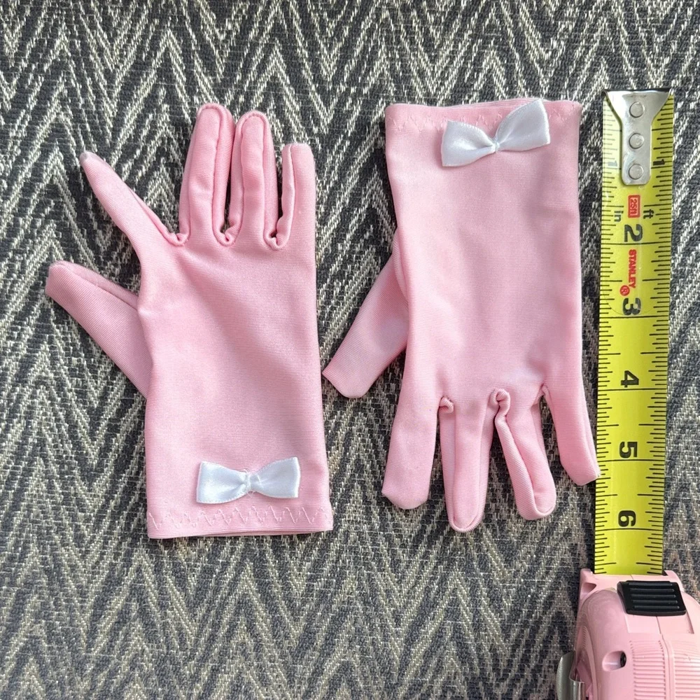 Kids Pink gloves with White Bow, preowned, perfect for a dress up or party!